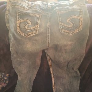 Silver suki mid capri size 22